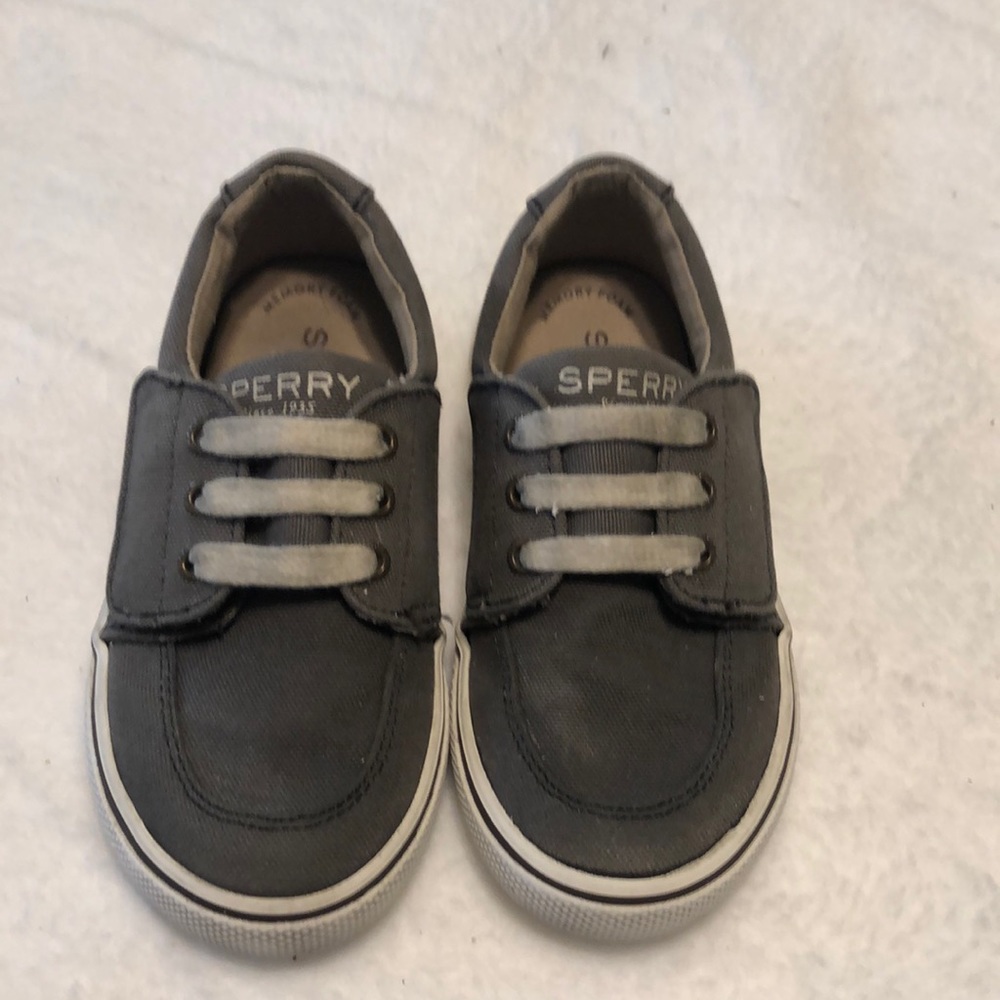 Sperry children’s top siders, size 8.5